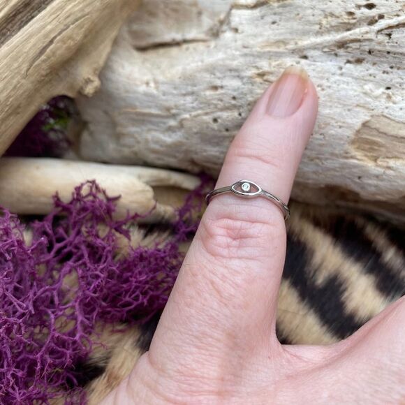 Evil Eye CZ Sterling Silver Toe Ring - Picture 4 of 4